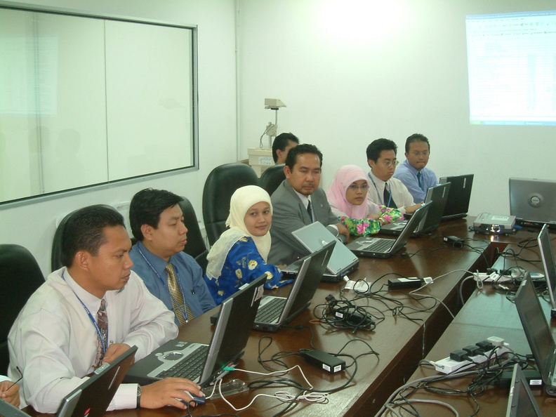 Management e-Meeting3.jpg