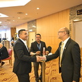 round table industri