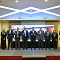 round table industri