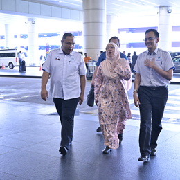 Sambutan Pelajar Ijazah Dual Pulang ke Malaysia@KLIA