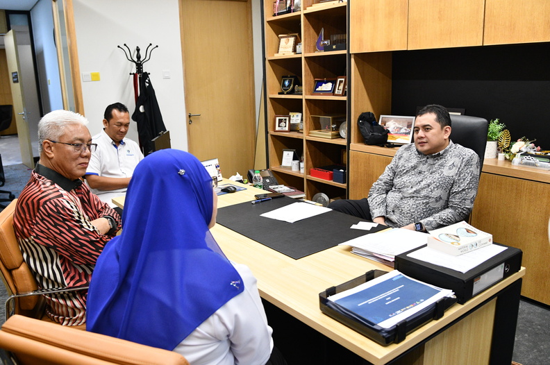 ZAF_3875.JPG