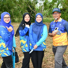 TANAM POKOK BERSAMA PERSARA UMPSA